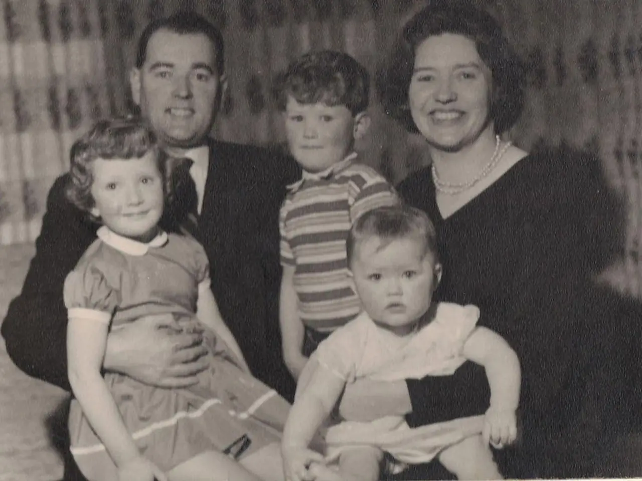 Establishing Independent Connections with Family Members: Setting Healthy Family Limits