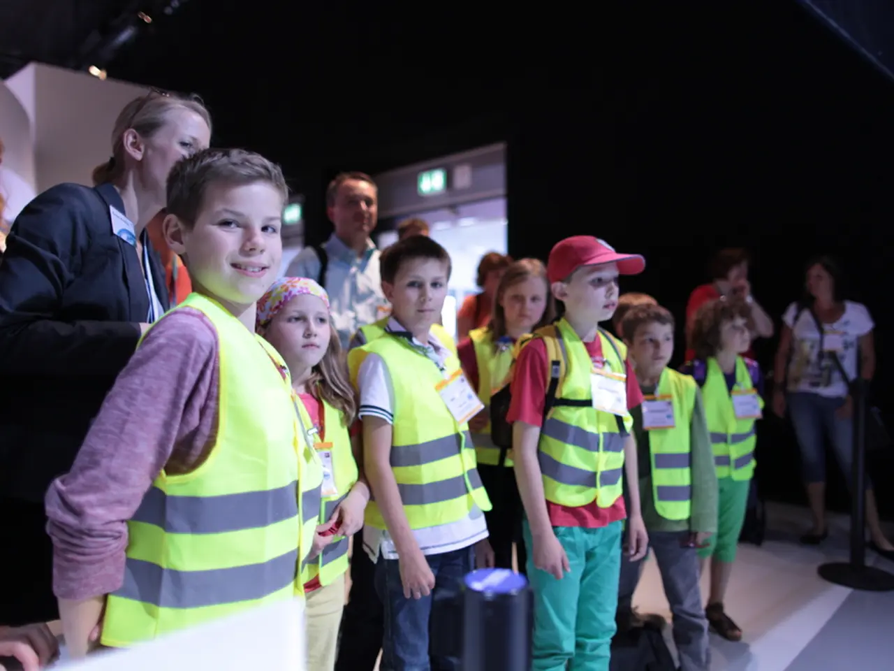 Tips Offered by Federal Police for Parents and Students