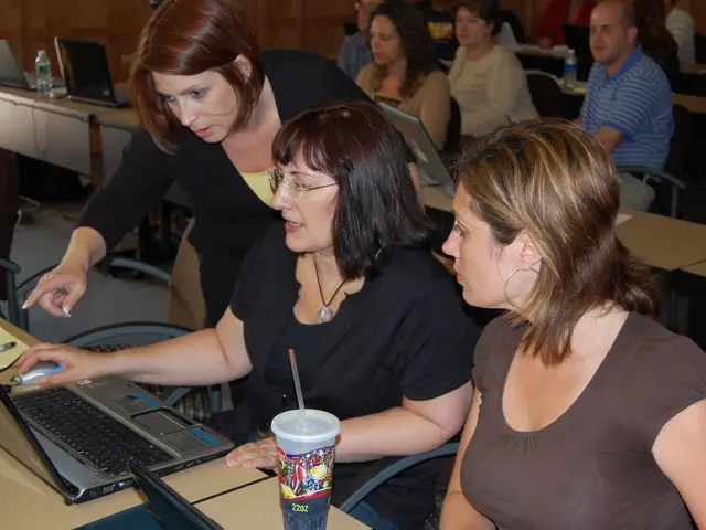 Time Management Assistant for ADHD Individuals - Efficiently Organize Daily Tasks with Expert...