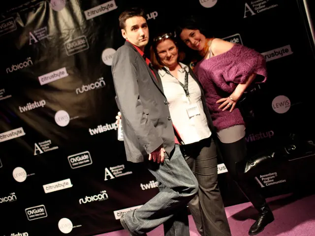 Political Alliance Construction