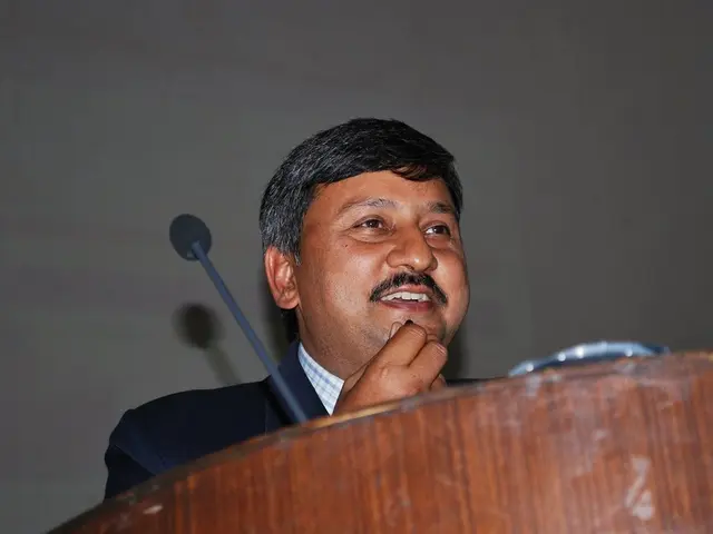 Effective Leadership in Today's World: Key Criteria Explored