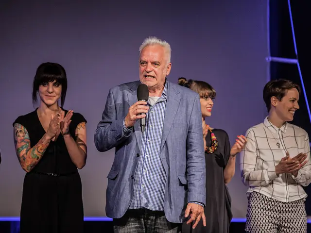 Overcoming Anxiety about Public Speaking? Here are 25 Straightforward Techniques