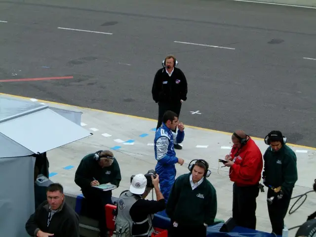 Strategies for Incorporating English Studies During Your Daily Travel