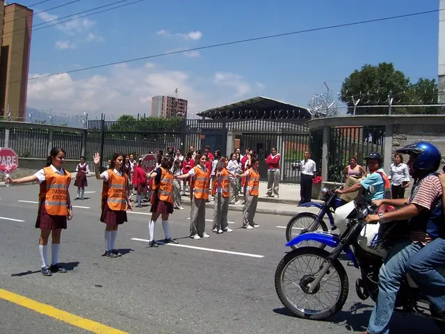 Acknowledges concerns over road safety as announced by Behrens