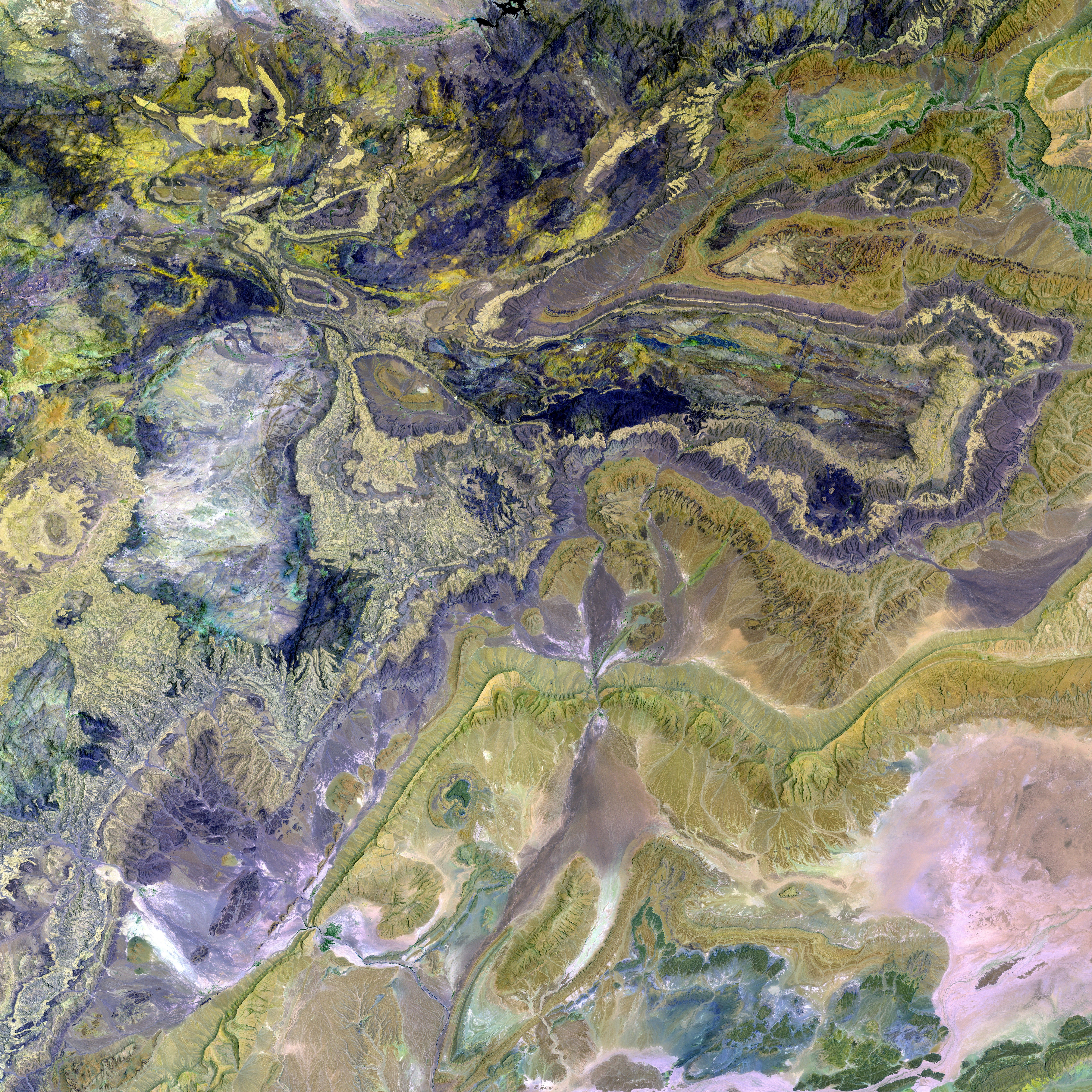 Candidates Including President Maduro Vow Peace and Democracy, Vowing to Reject US Sanctions